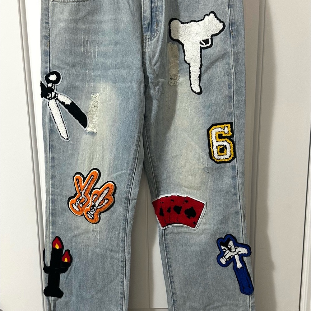 Women’s Stylish Light Blue Jeans with Patches